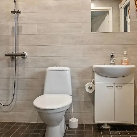 Kuulevi G1 By Interhome Levi
